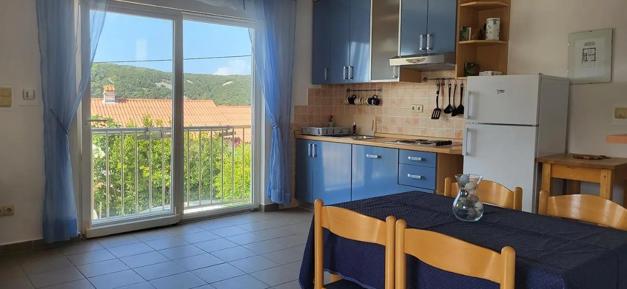 Waldeck Apartment 2 Supetarska Draga Croatia